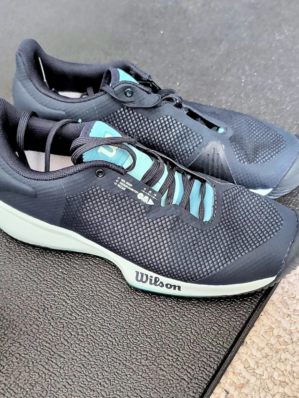 WILSON RUNNING SHOES - Picture 2 of 7